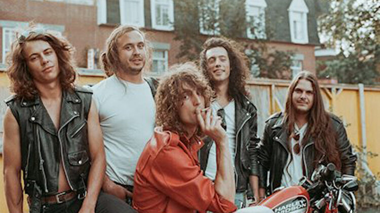 DANGEREENS  Sign Deal With Golden Robot Records