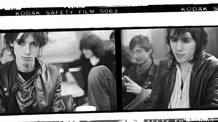 The Hawks – ‘Obviously Five Believers’ (Seventeen Records)