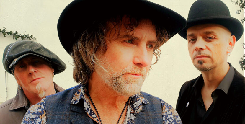 Slyder Smith & The Oblivion Kids – ‘Charm Offensive’ (Ray Records/Cargo Records)