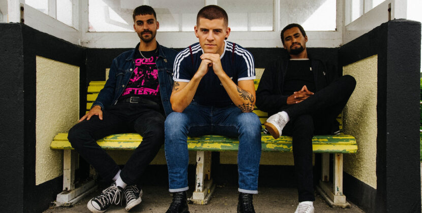 Grade 2 – New single and huge tour