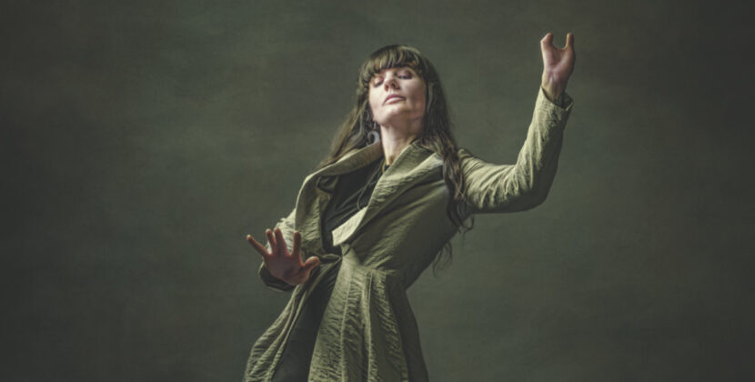 Carol Hodge – ‘Vertiginous Drops’ (Midnight Stamp Records)