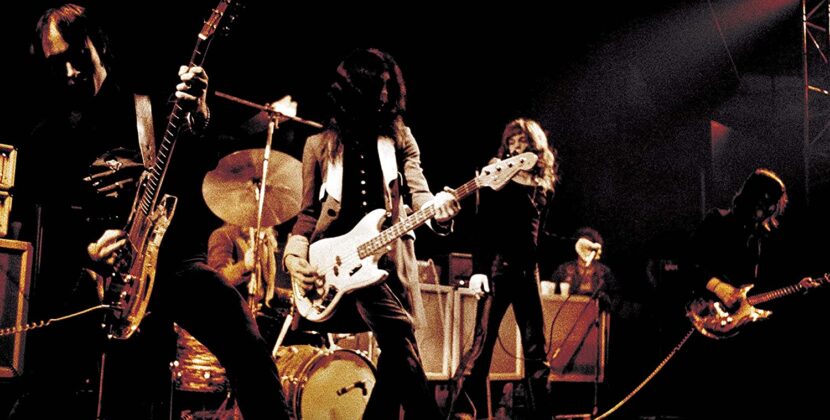 Flamin’ Groovies – ‘Rockin’ The Roundhouse’ (Cleopatra Records)