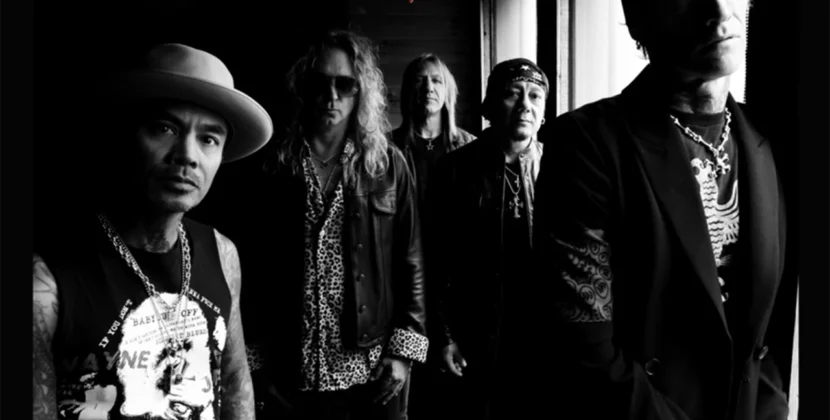 Buckcherry – ‘Vol. 10’ (Earache Records)