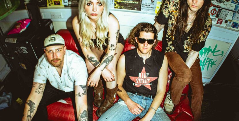 James And The Cold Gun – London Headliner