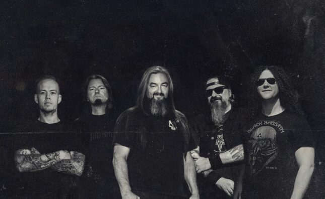 Onslaught to Tour USA with Warlord