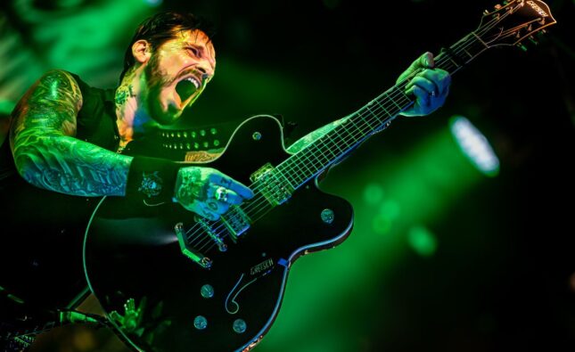 Ricky Warwick returns with ‘Fire & Vengence’
