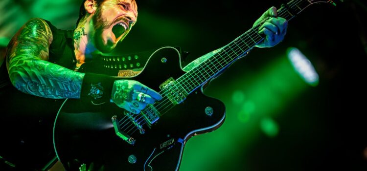 Ricky Warwick returns with ‘Fire & Vengence’